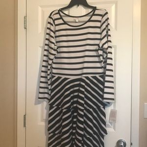 LuLaRoe 2XL Georgia black and white stripes NWT